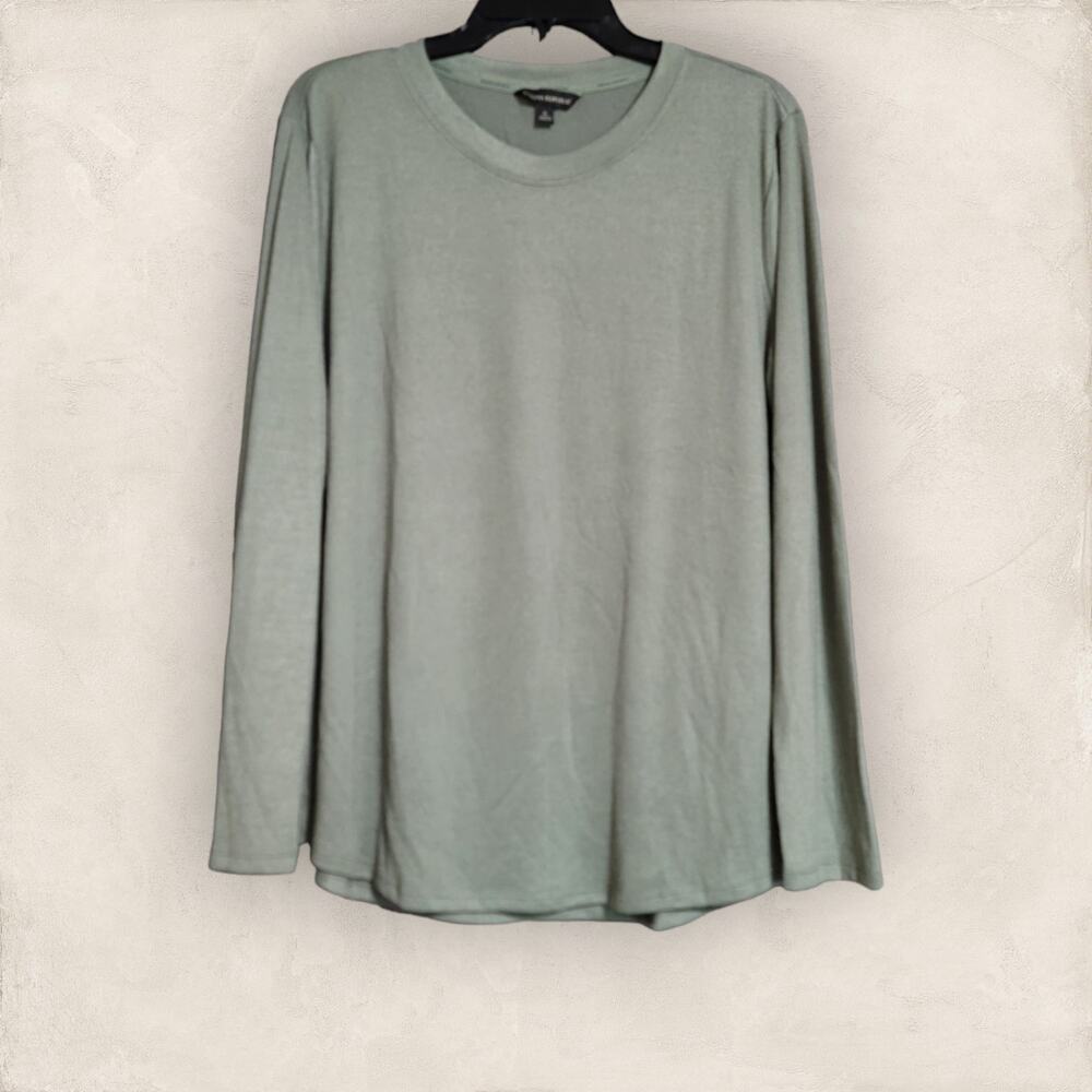 Banana Republic Green Crew Long-Sleeve Top Size X-Large